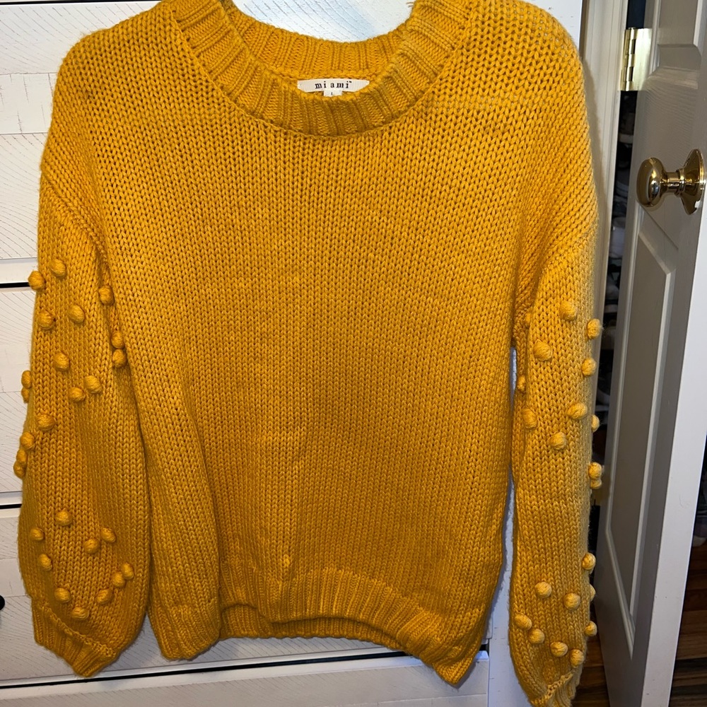 Boutique mustard sweater